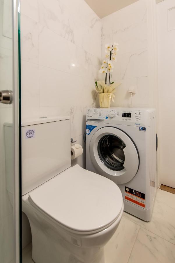 Medluxe Business Apartment Atene Esterno foto